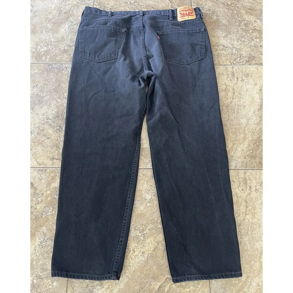 Levis 550 Jeans mens 44x32 Relaxed striaght black Fit 42X32